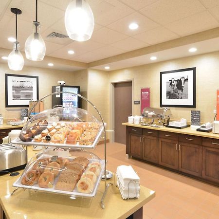 Hampton Inn & Suites Menomonie-Uw Stout Buitenkant foto
