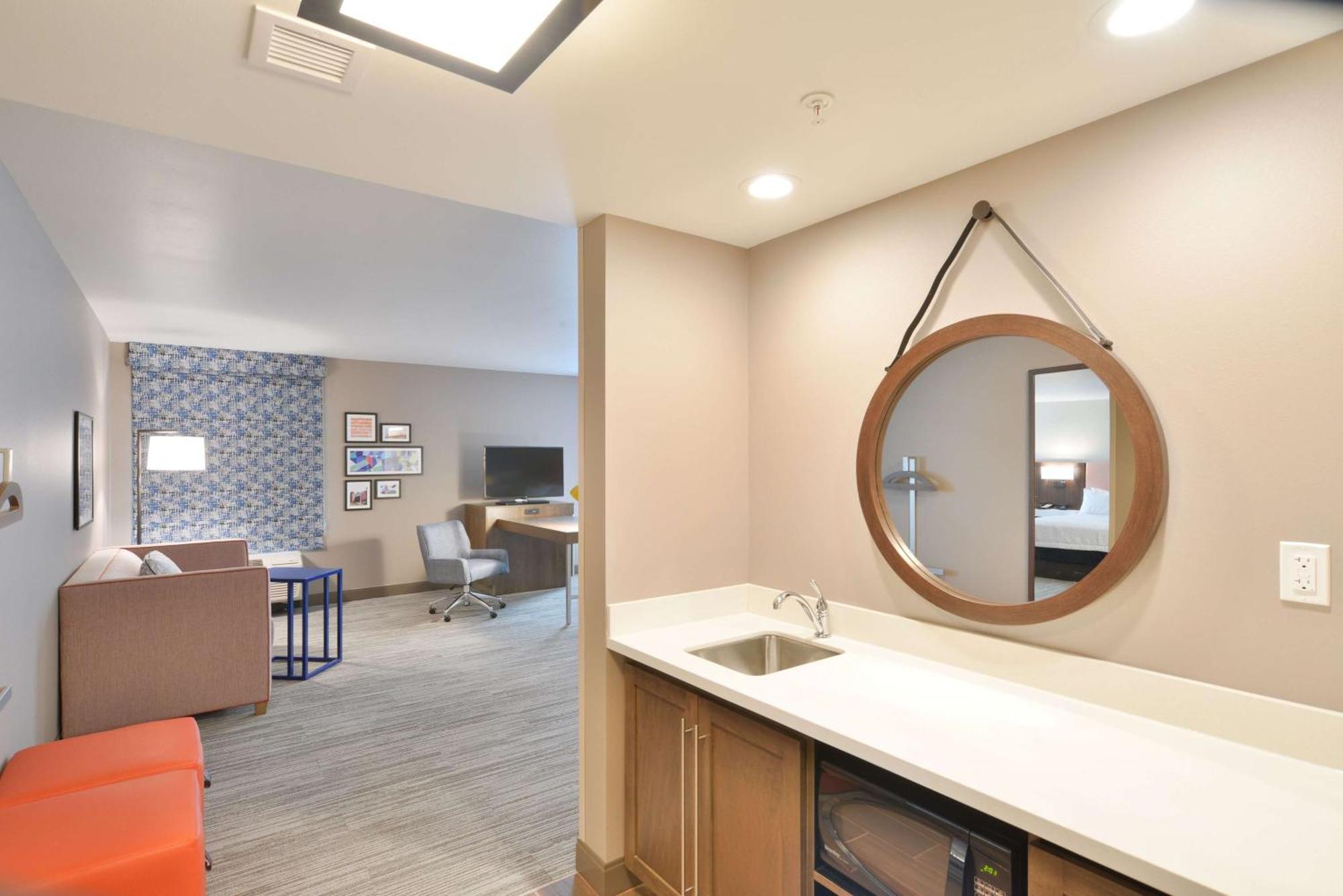 Hampton Inn & Suites Menomonie-Uw Stout Buitenkant foto