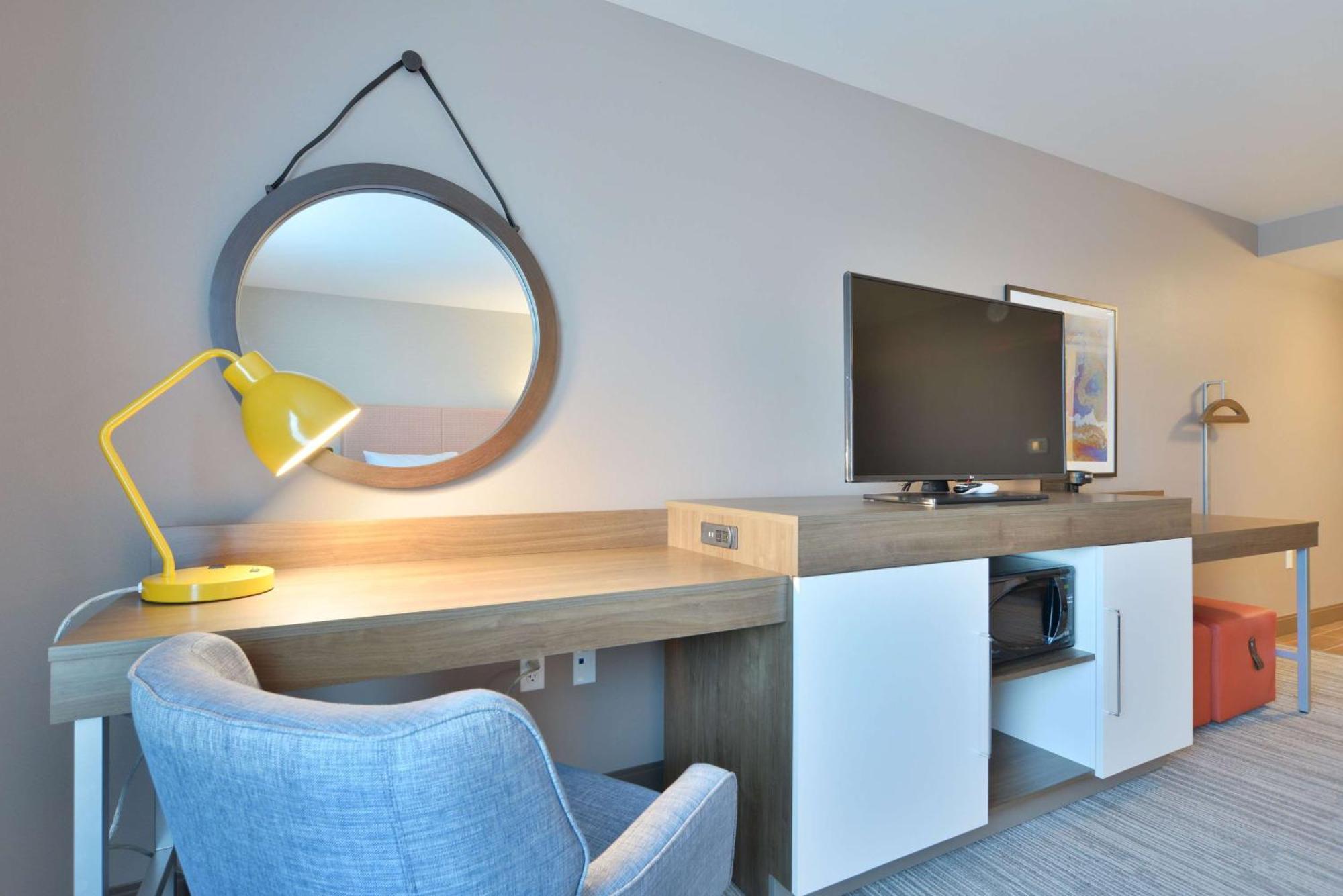 Hampton Inn & Suites Menomonie-Uw Stout Buitenkant foto