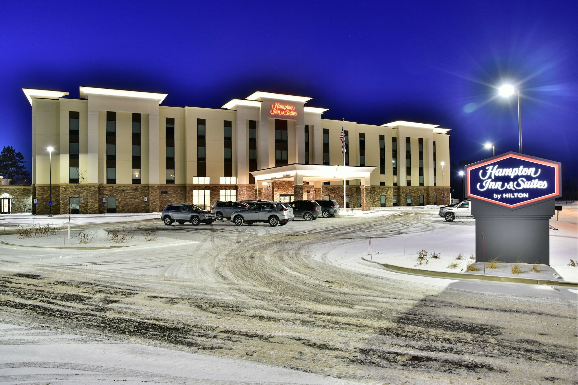 Hampton Inn & Suites Menomonie-Uw Stout Buitenkant foto