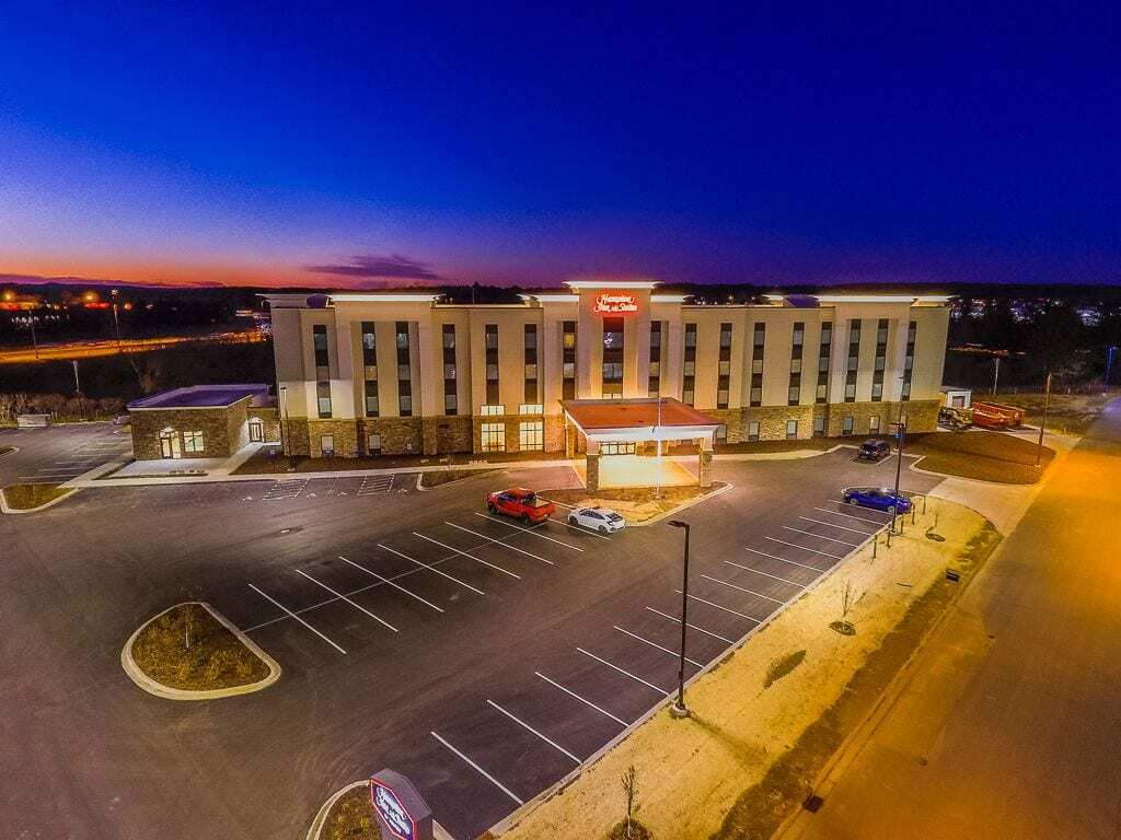 Hampton Inn & Suites Menomonie-Uw Stout Buitenkant foto