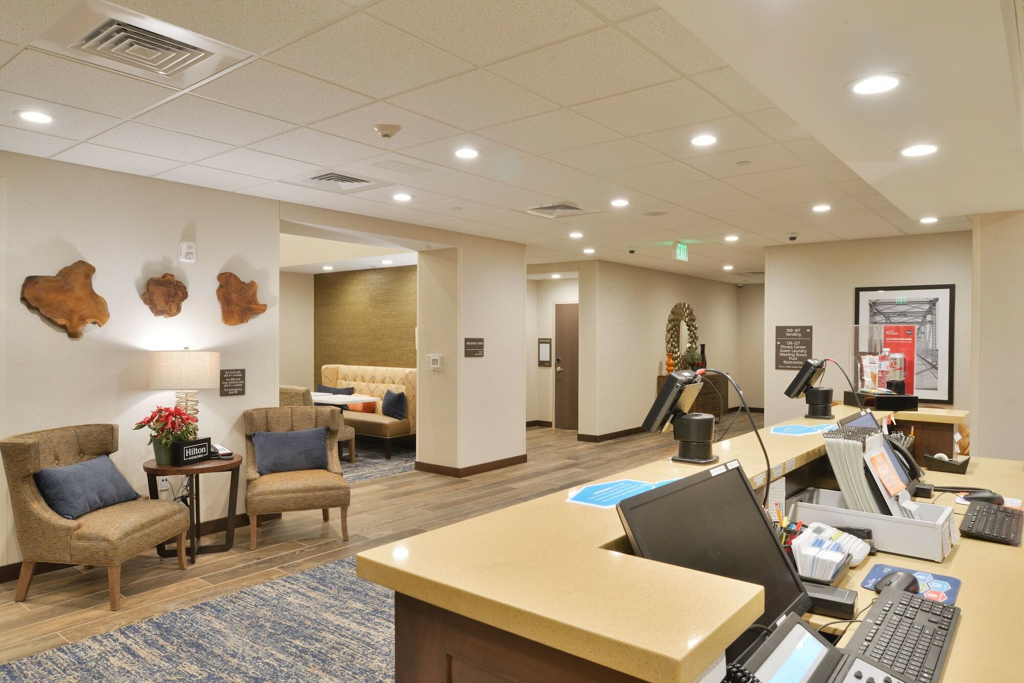 Hampton Inn & Suites Menomonie-Uw Stout Buitenkant foto