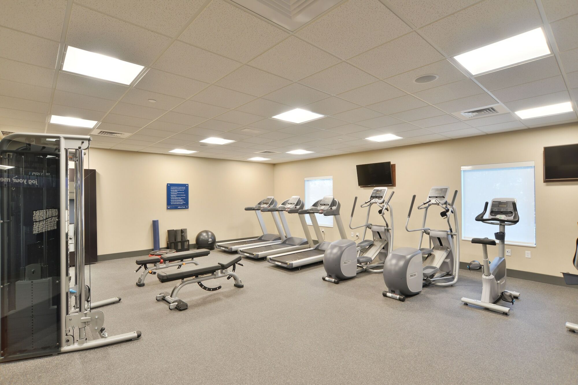 Hampton Inn & Suites Menomonie-Uw Stout Buitenkant foto